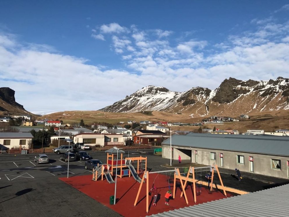 Stuðningsfulltrúi í 50% starf  óskast nú þegar til starfa í afleysingar við Víkurskóla