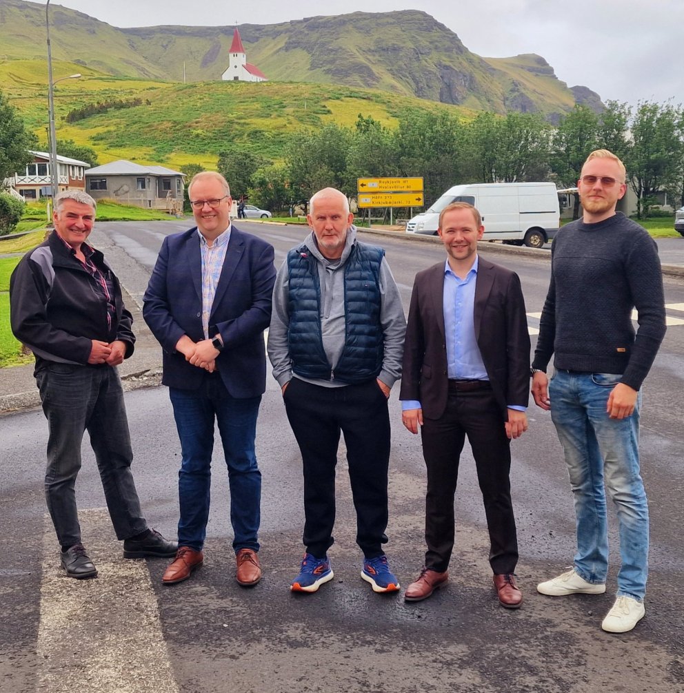 F.v. Jóhannes Gissurarson oddivit Skaftárhrepps, Einar Krisján Jónsson sveitarstjóri Skaftárhrepps, …