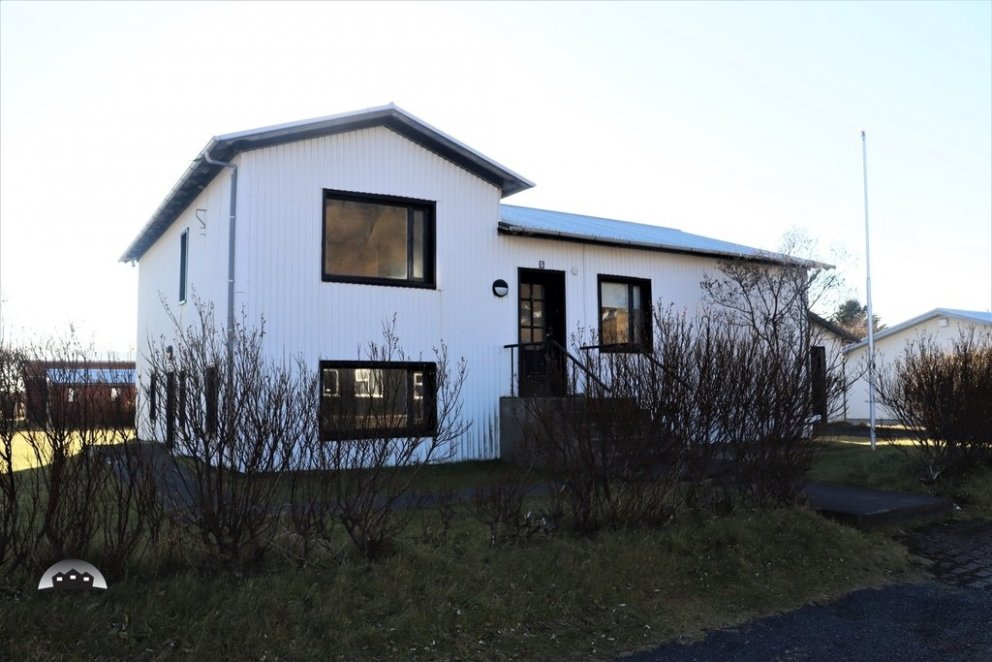 Sunnubraut 5 til sölu