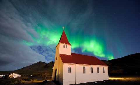Kveðjumessum og kaffiboðum - aflýst