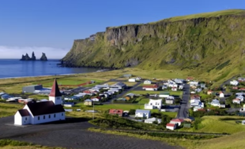 Leikskólinn Mánaland óskar eftir leikskólakennurum
