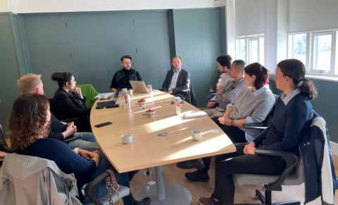 Enskumælandi ráð Mýrdalshrepps er handhafi Landstólpans árið 2024 - English-speaking council of Mýrd…